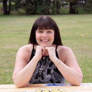 Meet your Posher, Angela